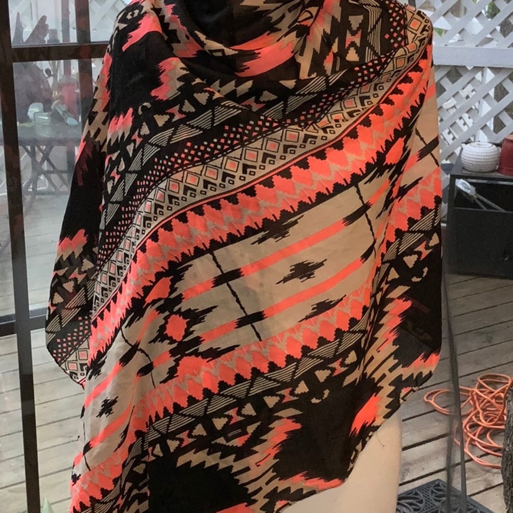 2  print scarfs